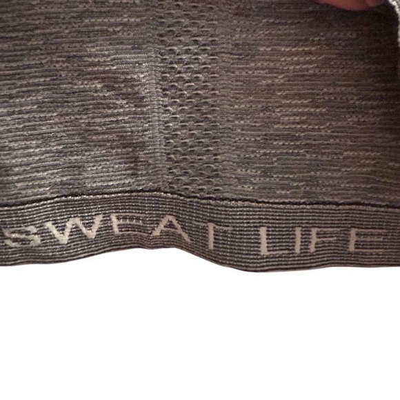 Lululemon Women's Black Swiftly Tech Racerback Tank Top Size 6 - Picture 7 of 10